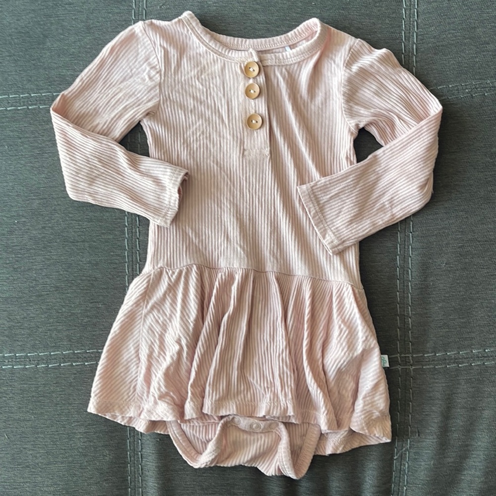 Posh Peanut blush ribbed twirl